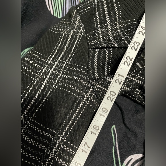 le chateau trench coat - Picture 9 of 10